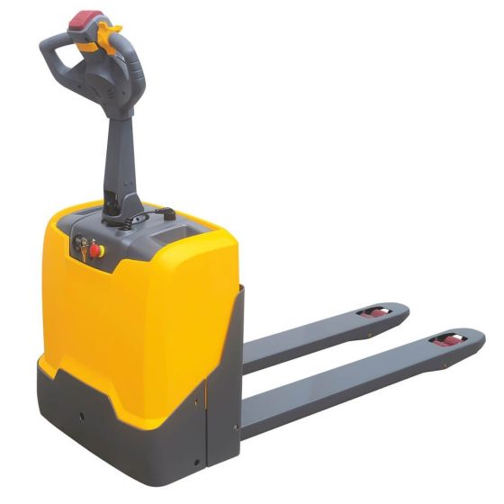 Potpuno električni paletni viljuškar nosivosti 1.800 kg, baterija 24V/105Ah i mali radijus okretanja