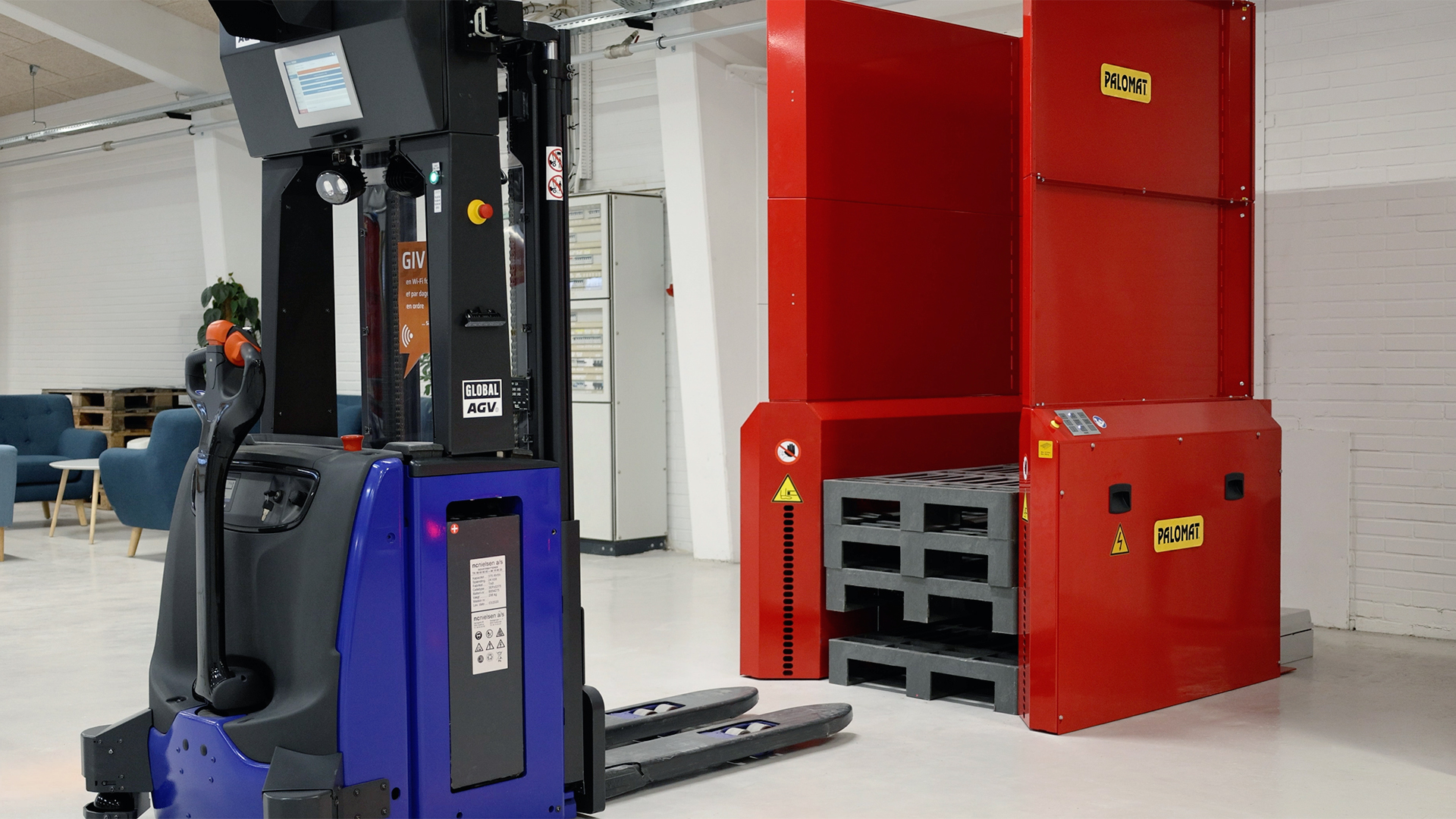 PALOMAT AGV pallet magazine